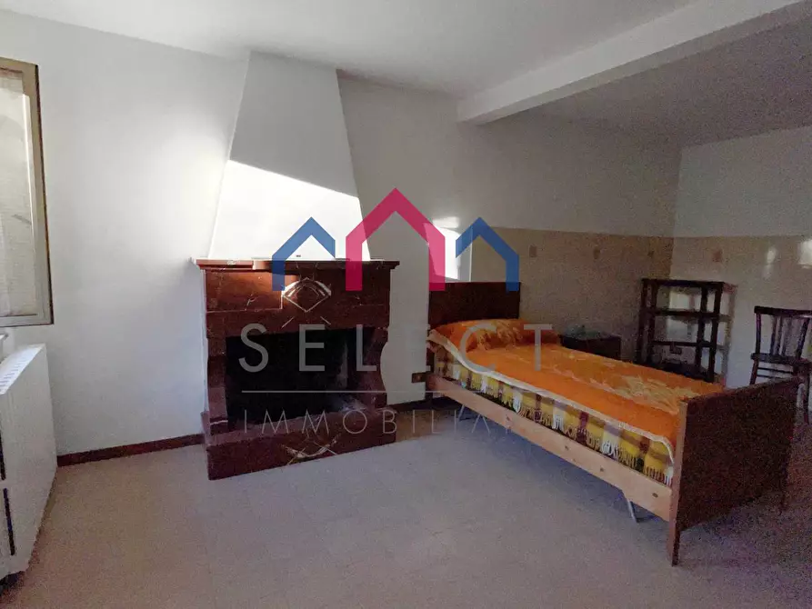 Immagine 63 di Casa semindipendente in vendita  a Sillano Giuncugnano