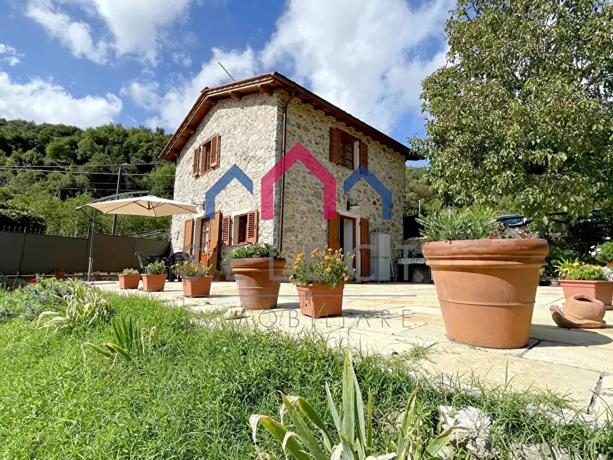 Immagine 11 di Rustico / casale in vendita  a Pescaglia