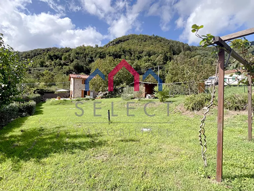 Immagine 57 di Rustico / casale in vendita  a Pescaglia