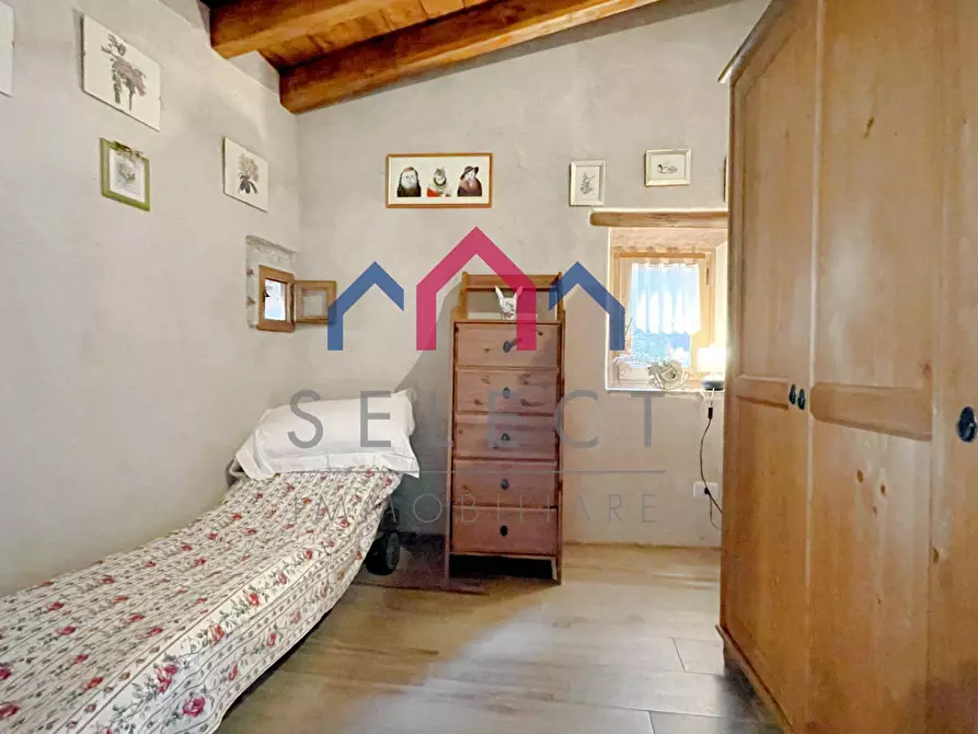 Immagine 78 di Rustico / casale in vendita  a Pescaglia