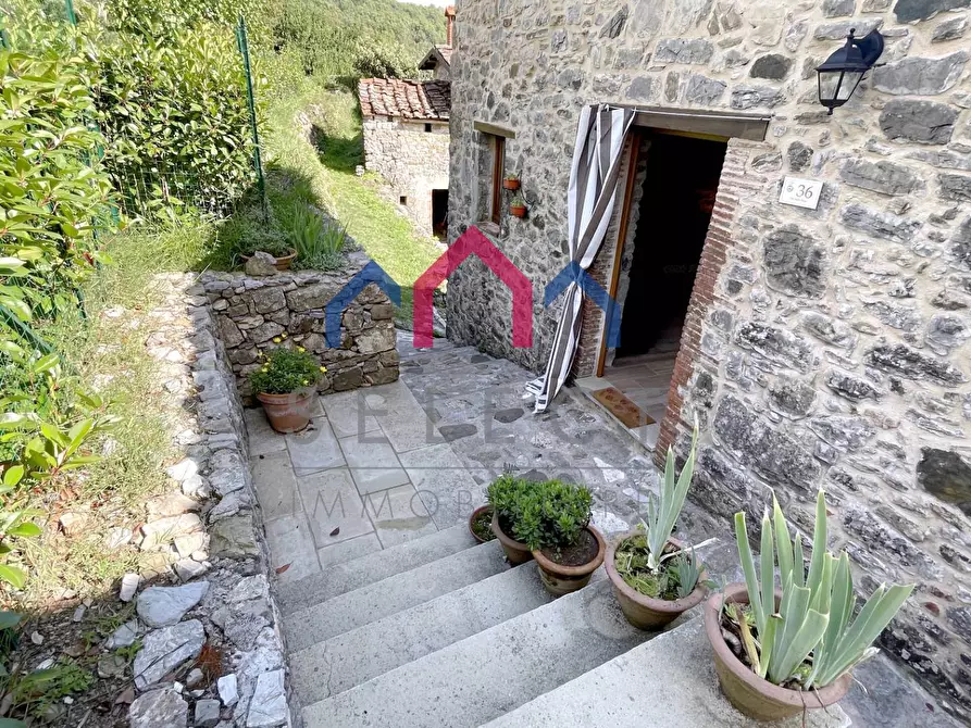 Immagine 63 di Rustico / casale in vendita  a Pescaglia