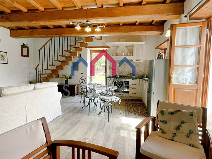 Immagine 21 di Rustico / casale in vendita  a Pescaglia