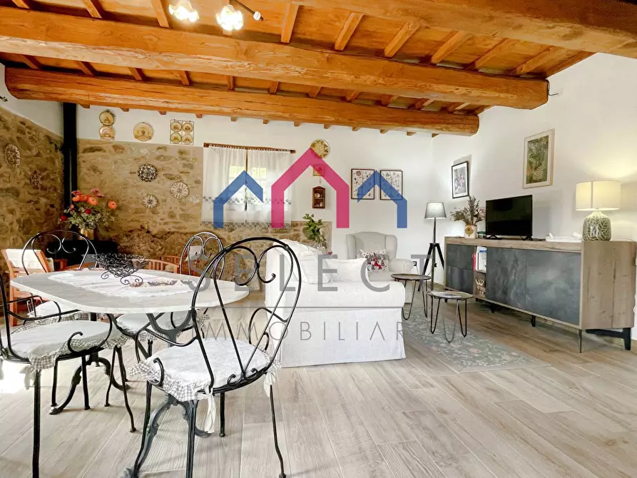 Immagine 29 di Rustico / casale in vendita  a Pescaglia