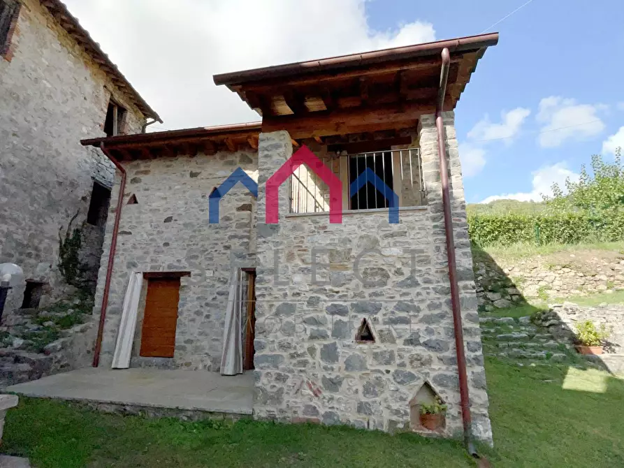 Immagine 66 di Rustico / casale in vendita  a Pescaglia