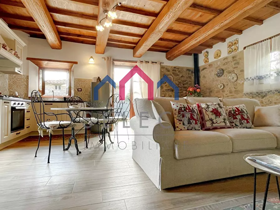 Immagine 33 di Rustico / casale in vendita  a Pescaglia