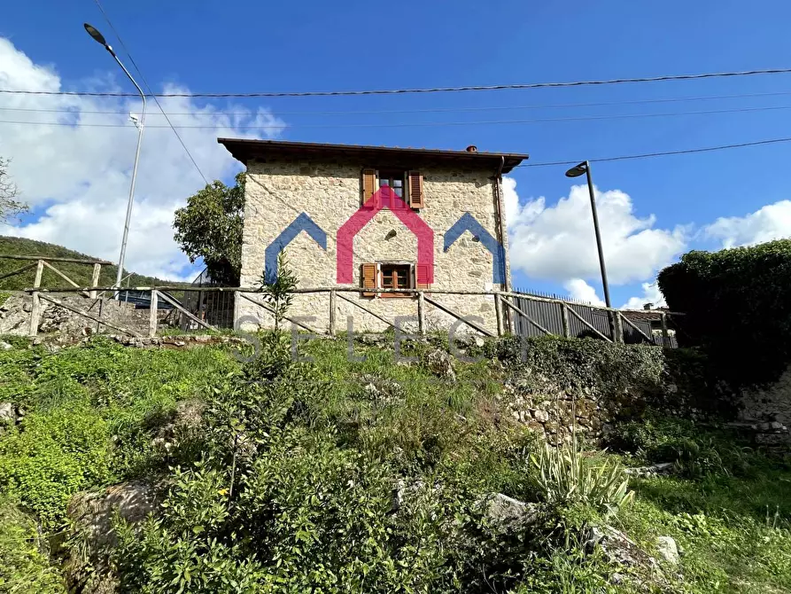 Immagine 93 di Rustico / casale in vendita  a Pescaglia