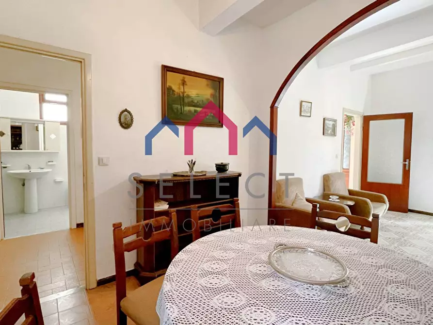 Immagine 5 di Casa semindipendente in vendita  a Bagni Di Lucca