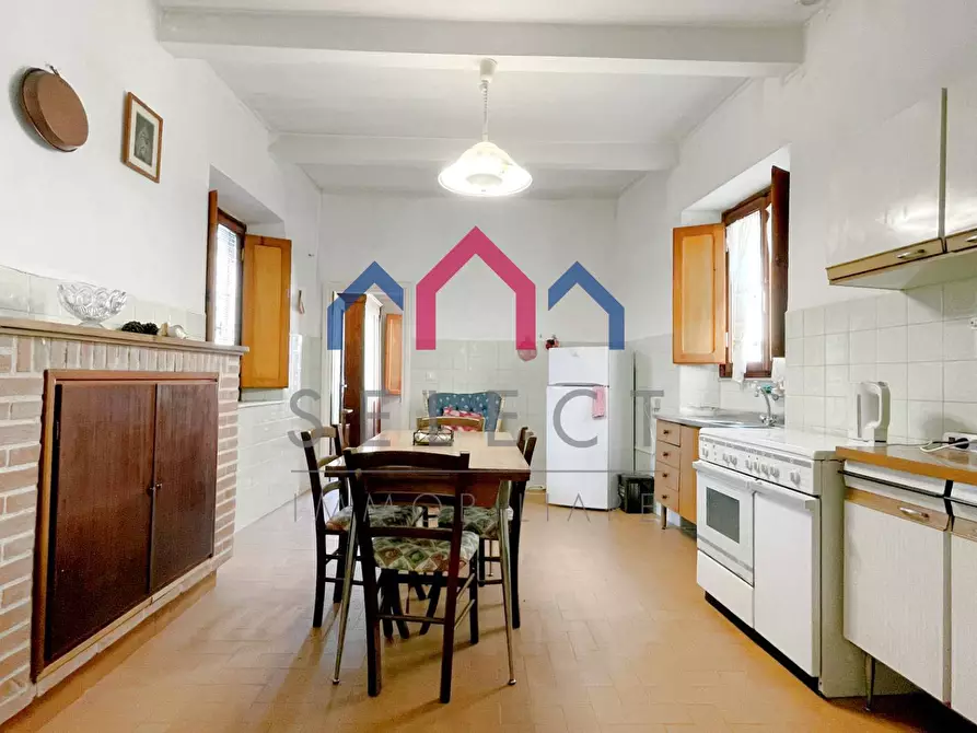 Immagine 8 di Casa semindipendente in vendita  a Bagni Di Lucca