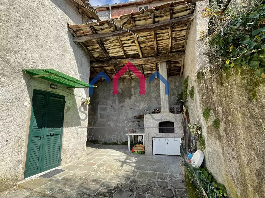 Immagine 42 di Casa semindipendente in vendita  a Bagni Di Lucca
