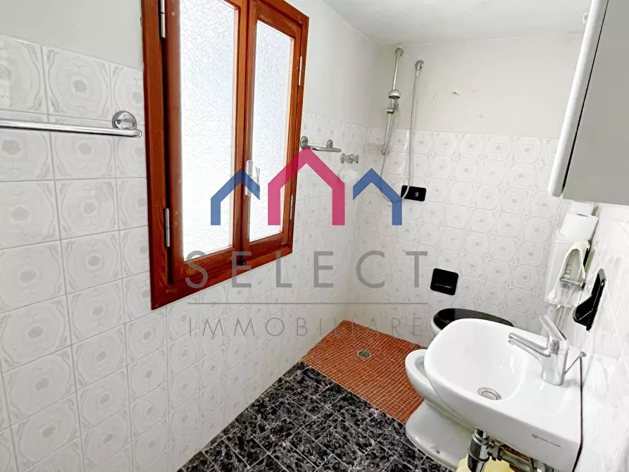 Immagine 20 di Casa semindipendente in vendita  a Bagni Di Lucca