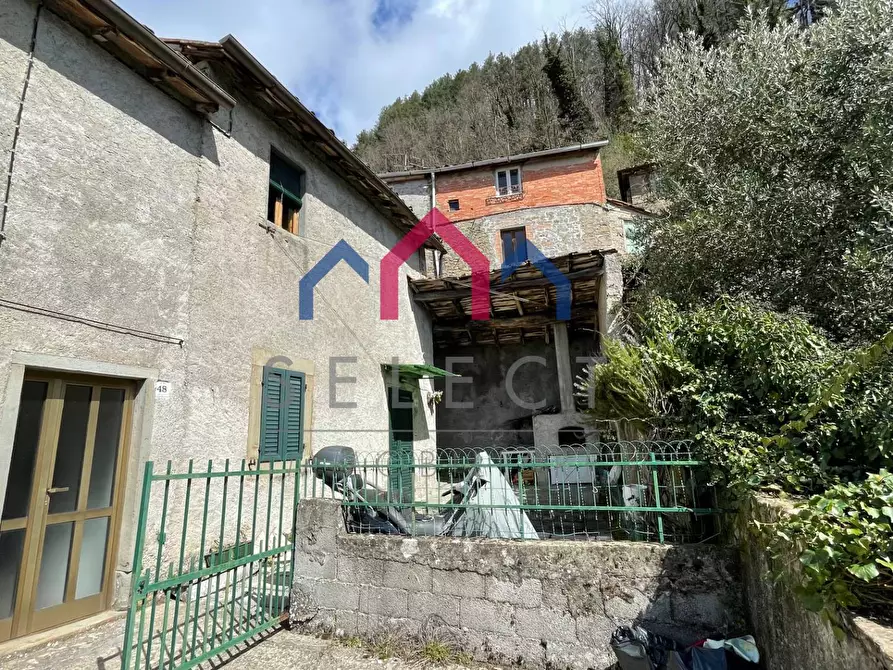 Immagine 39 di Casa semindipendente in vendita  a Bagni Di Lucca