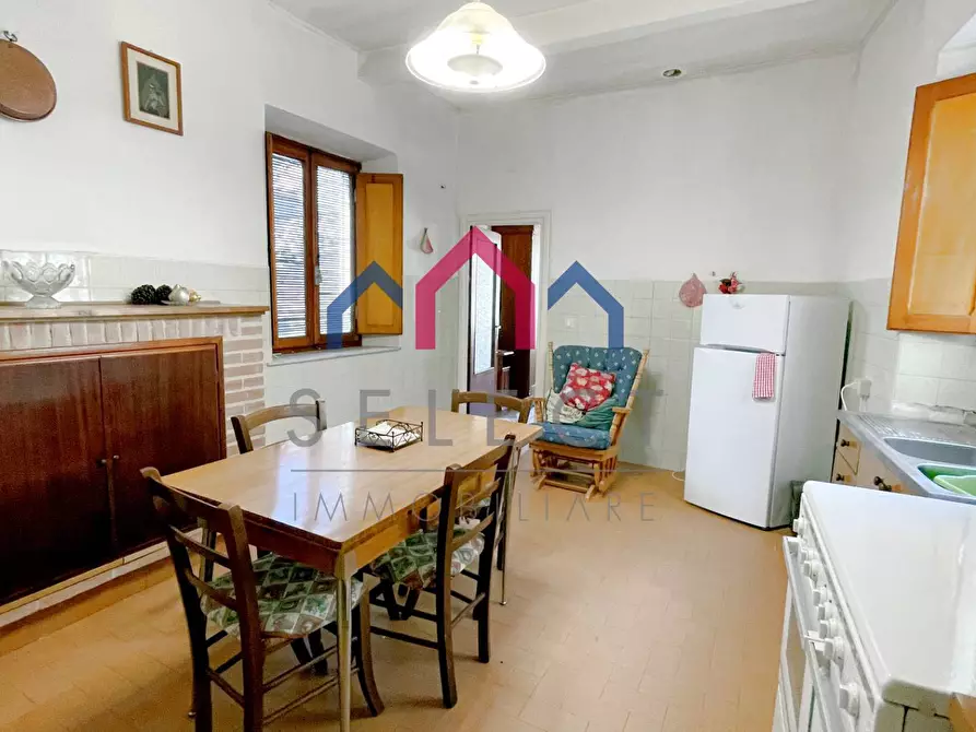 Immagine 9 di Casa semindipendente in vendita  a Bagni Di Lucca