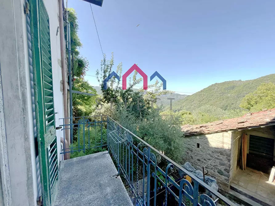Immagine 23 di Casa semindipendente in vendita  a Bagni Di Lucca