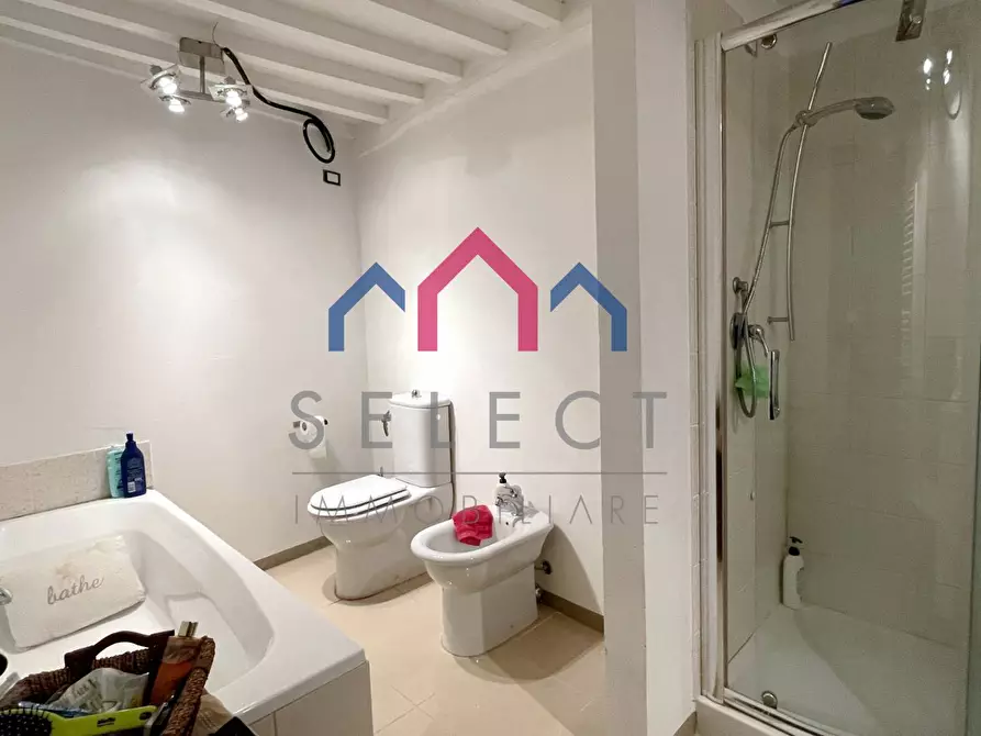 Immagine 31 di Casa semindipendente in vendita  a Bagni Di Lucca