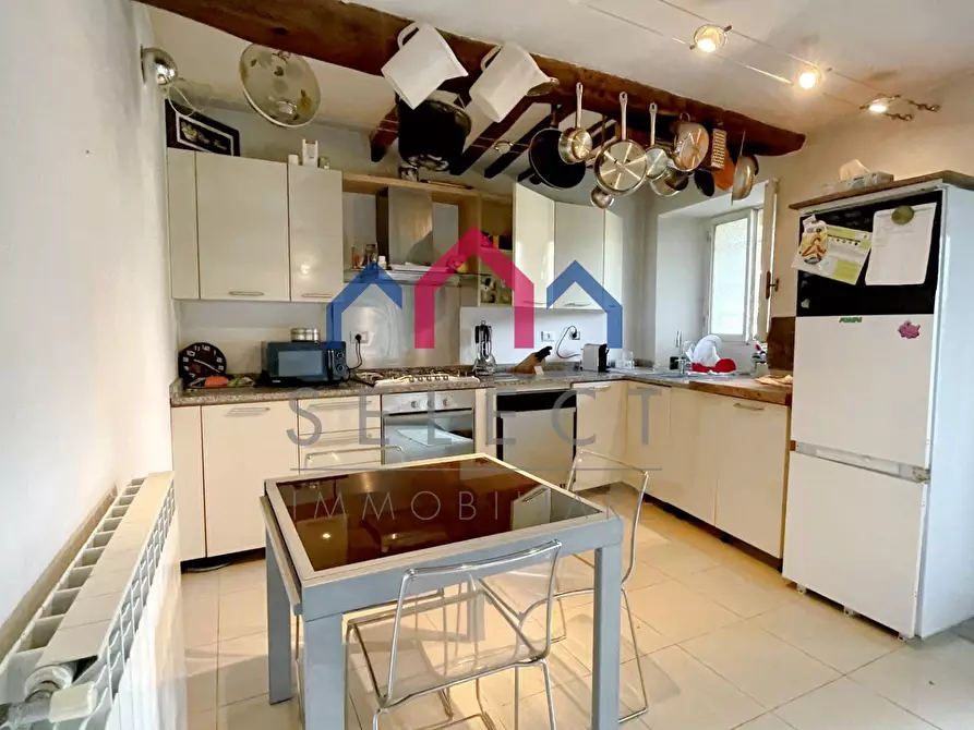 Immagine 5 di Casa semindipendente in vendita  a Bagni Di Lucca