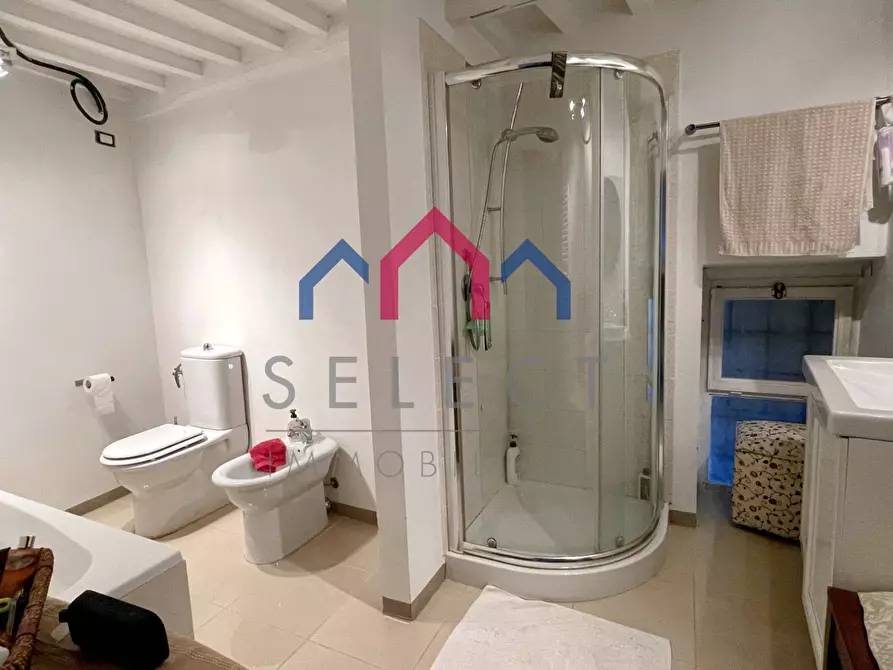 Immagine 30 di Casa semindipendente in vendita  a Bagni Di Lucca