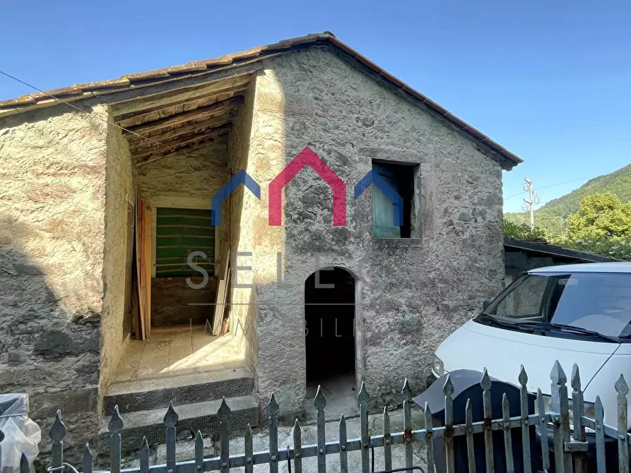 Immagine 42 di Casa semindipendente in vendita  a Bagni Di Lucca