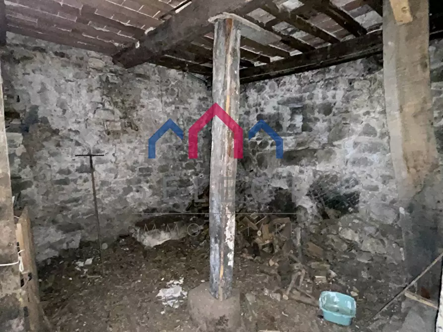 Immagine 51 di Casa semindipendente in vendita  a Pescaglia