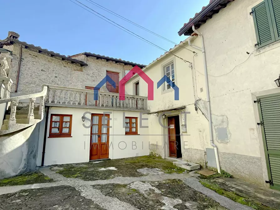 Immagine 55 di Casa semindipendente in vendita  a Pescaglia