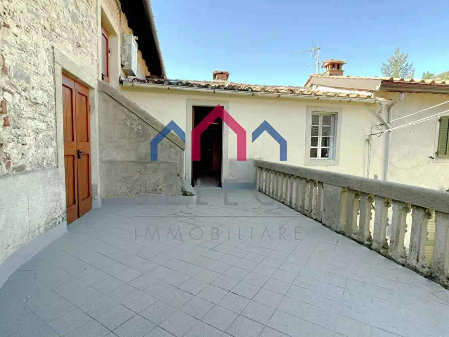 Immagine 37 di Casa semindipendente in vendita  a Pescaglia