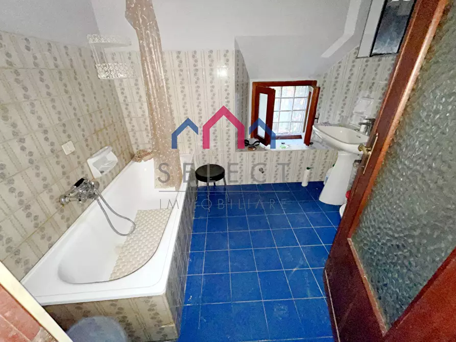 Immagine 6 di Casa semindipendente in vendita  a Gallicano