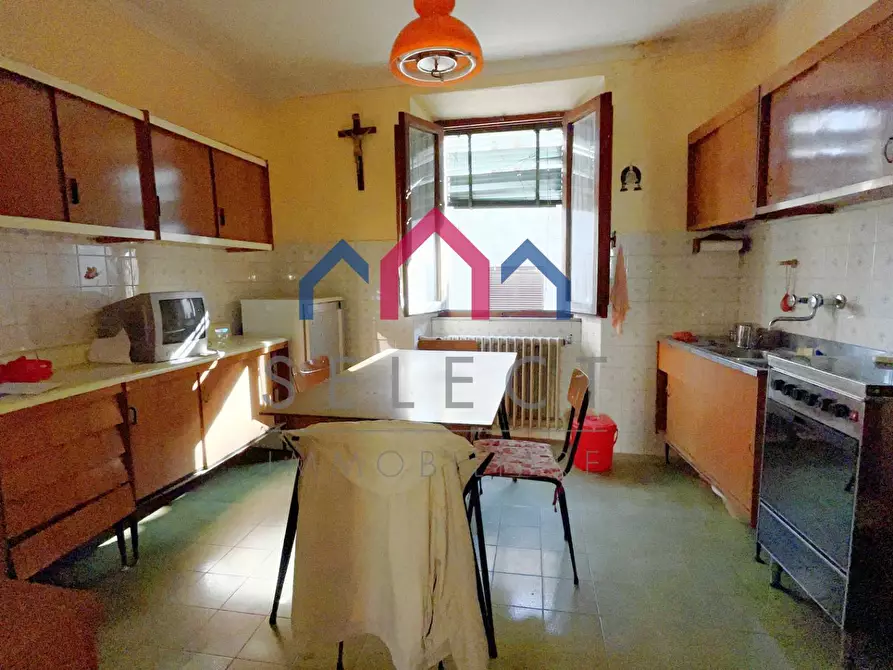 Immagine 10 di Casa semindipendente in vendita  a Gallicano