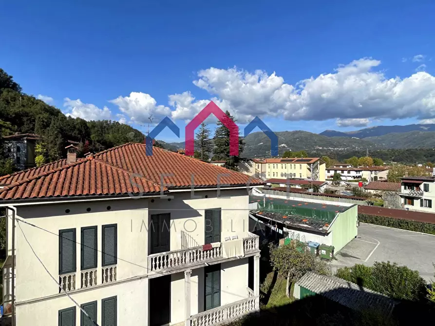 Immagine 35 di Casa semindipendente in vendita  a Gallicano