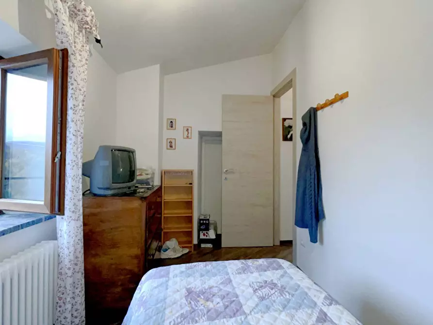 Immagine 38 di Casa semindipendente in vendita  a Castelnuovo Di Garfagnana