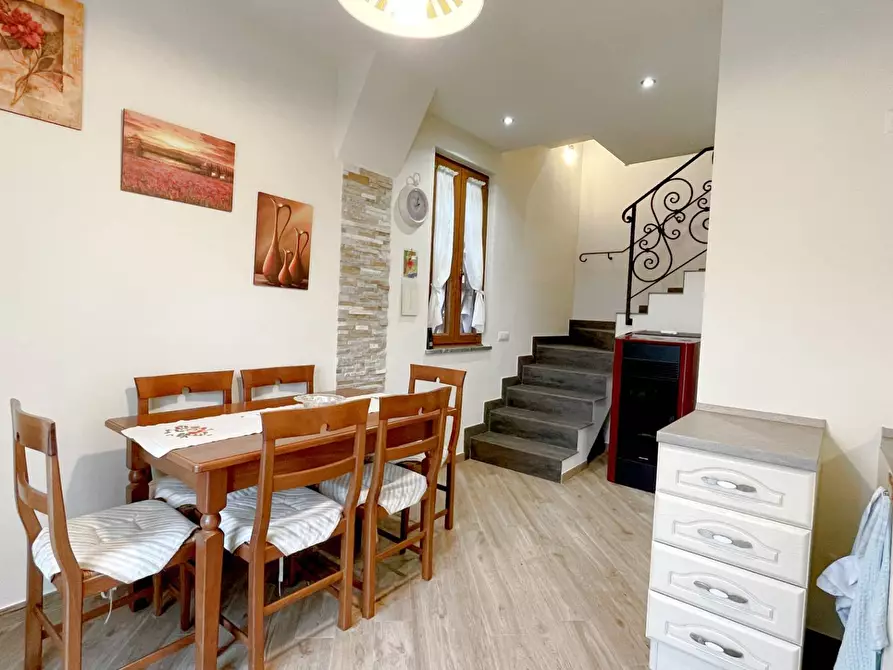 Immagine 20 di Casa semindipendente in vendita  a Castelnuovo Di Garfagnana