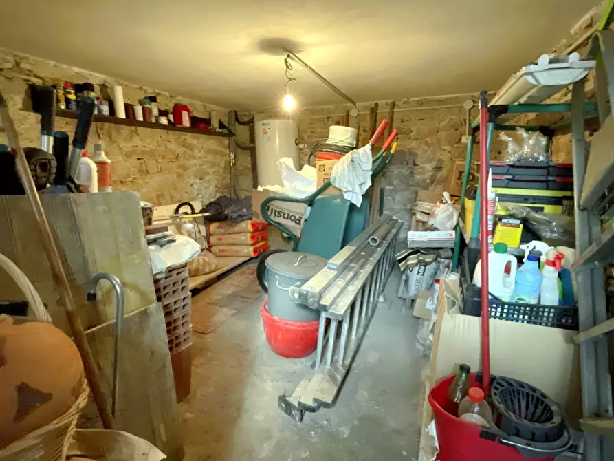 Immagine 48 di Casa semindipendente in vendita  a Castelnuovo Di Garfagnana