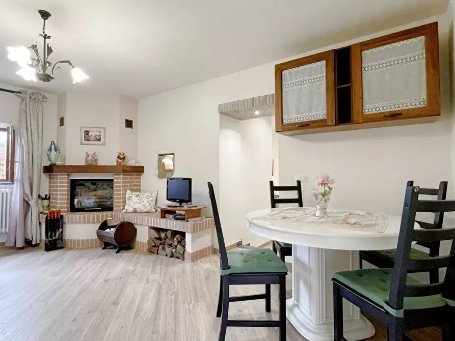 Immagine 25 di Casa semindipendente in vendita  a Castelnuovo Di Garfagnana