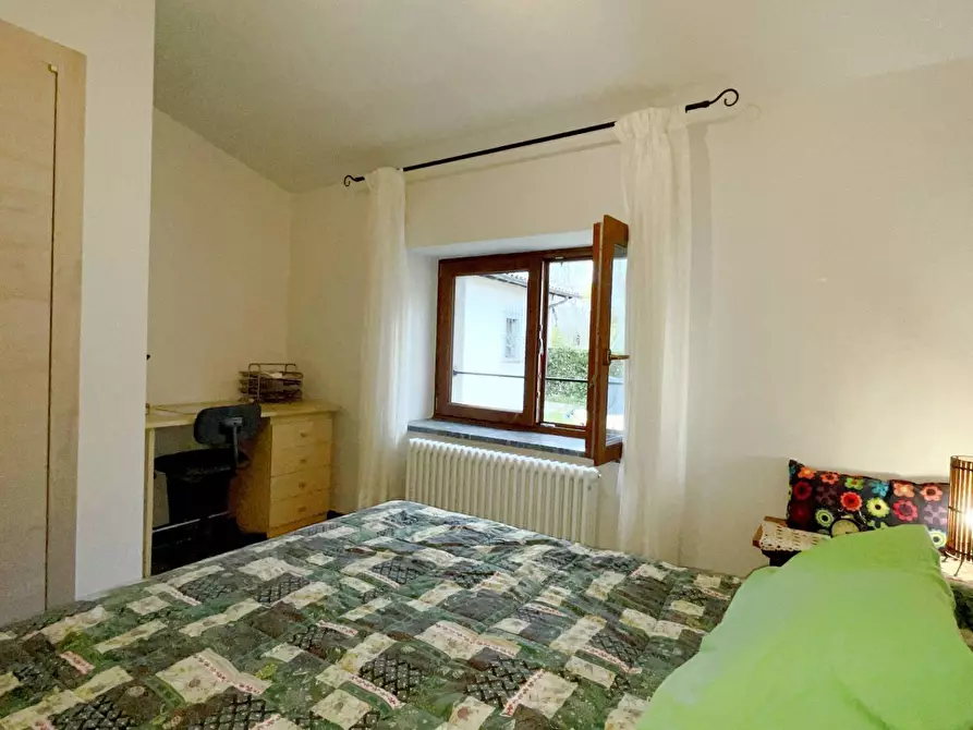 Immagine 41 di Casa semindipendente in vendita  a Castelnuovo Di Garfagnana