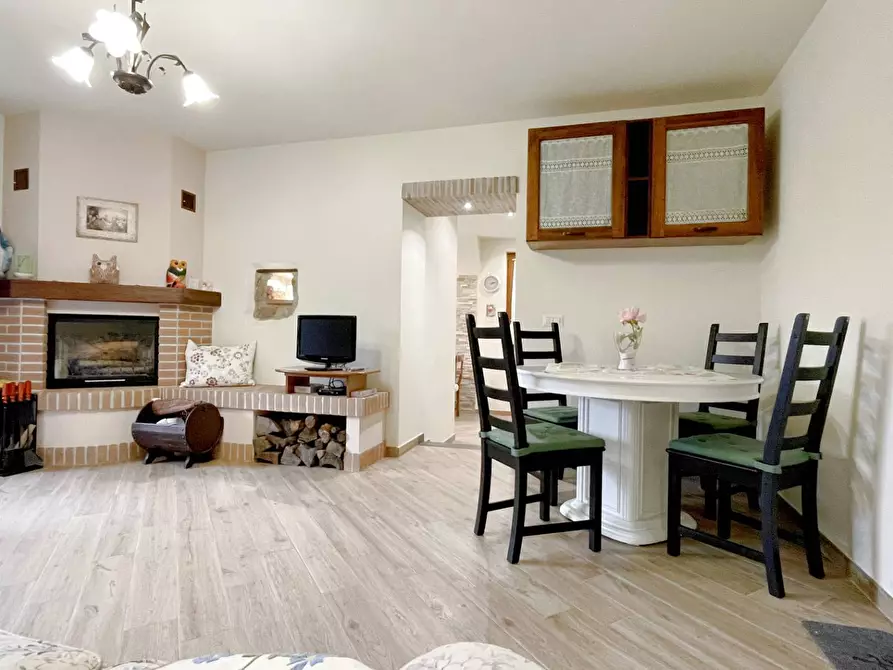 Immagine 27 di Casa semindipendente in vendita  a Castelnuovo Di Garfagnana