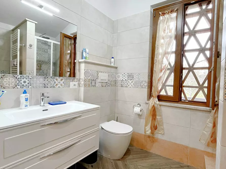 Immagine 34 di Casa semindipendente in vendita  a Castelnuovo Di Garfagnana