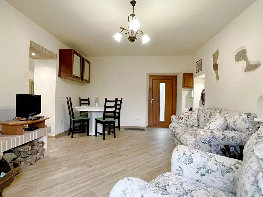 Immagine 31 di Casa semindipendente in vendita  a Castelnuovo Di Garfagnana