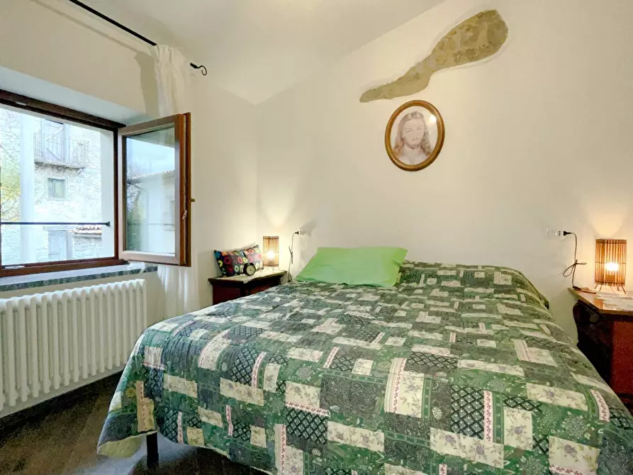 Immagine 39 di Casa semindipendente in vendita  a Castelnuovo Di Garfagnana