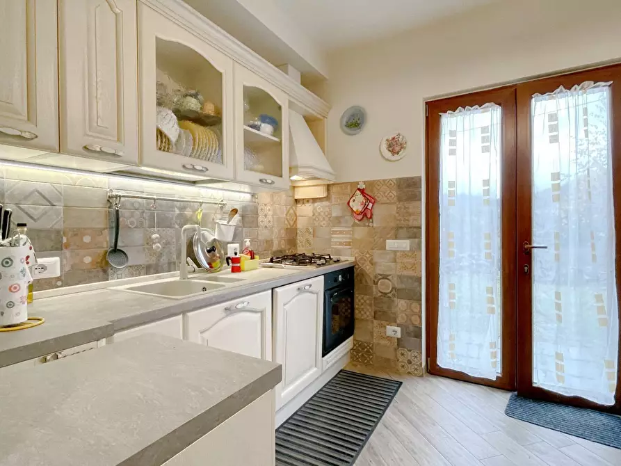 Immagine 21 di Casa semindipendente in vendita  a Castelnuovo Di Garfagnana