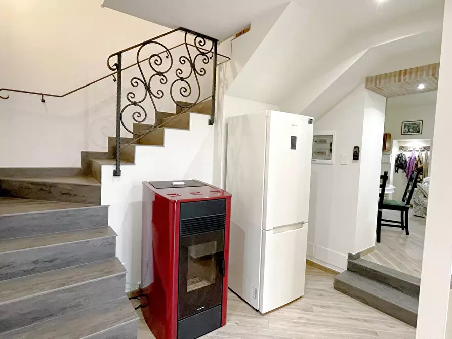 Immagine 22 di Casa semindipendente in vendita  a Castelnuovo Di Garfagnana