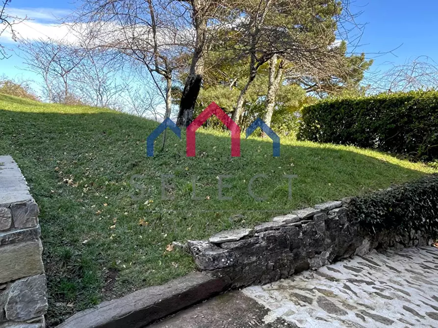 Immagine 7 di Casa semindipendente in vendita  a Castelnuovo Di Garfagnana