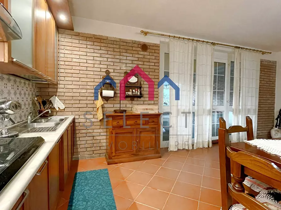 Immagine 76 di Villetta a schiera in vendita  a Borgo A Mozzano