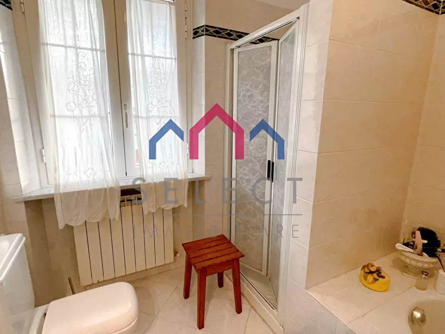 Immagine 44 di Villetta a schiera in vendita  a Borgo A Mozzano