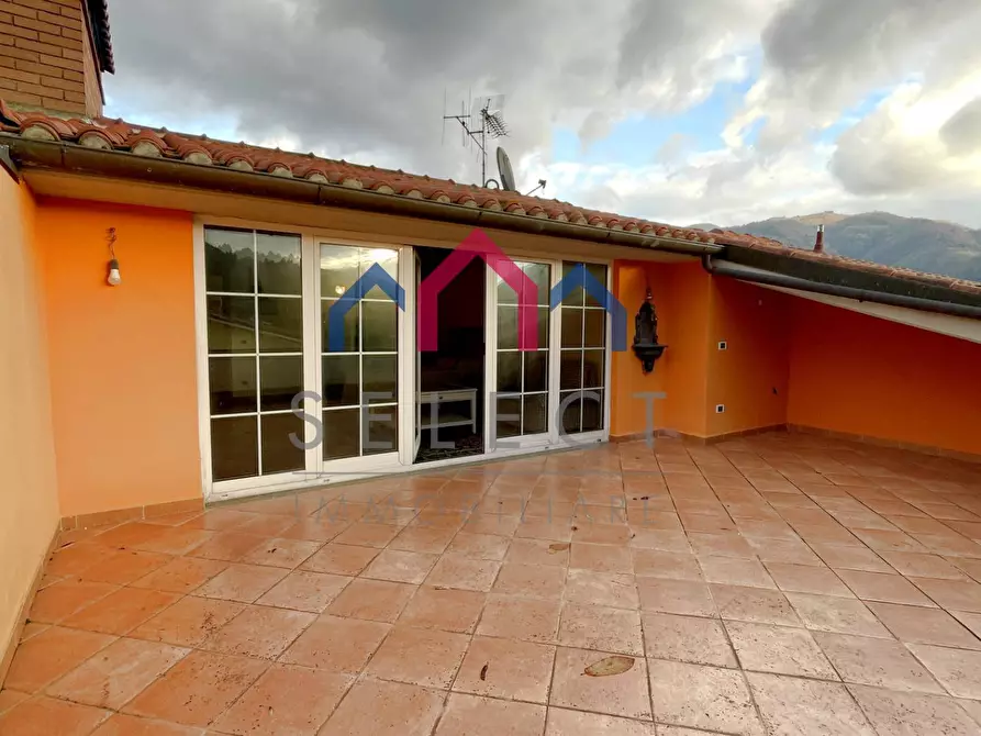 Immagine 68 di Villetta a schiera in vendita  a Borgo A Mozzano