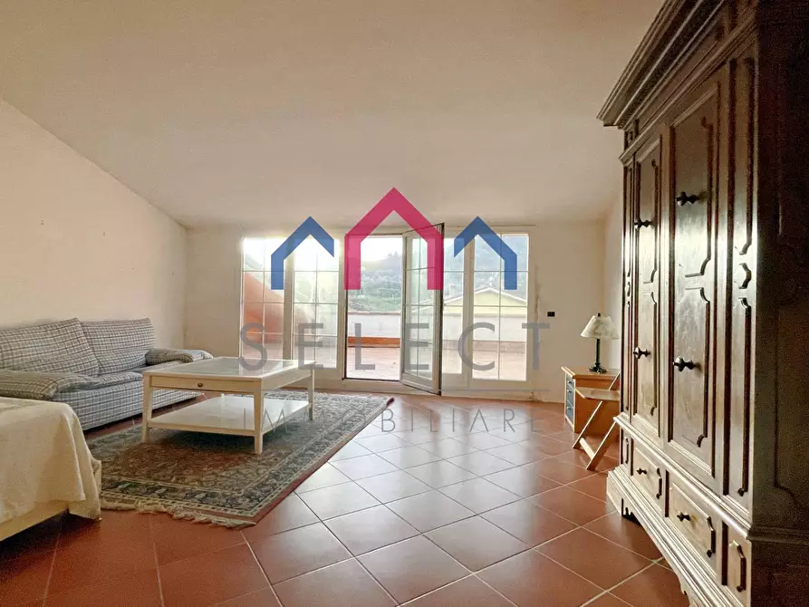 Immagine 63 di Villetta a schiera in vendita  a Borgo A Mozzano