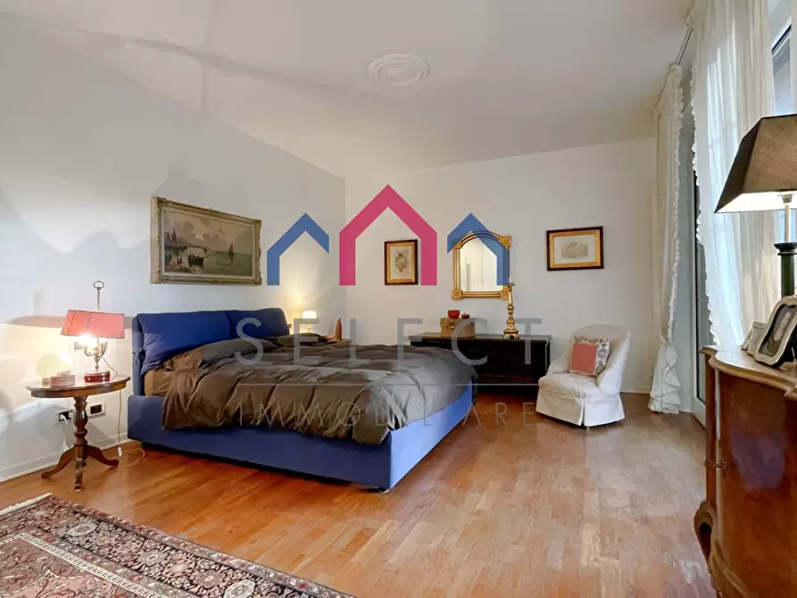 Immagine 51 di Villetta a schiera in vendita  a Borgo A Mozzano