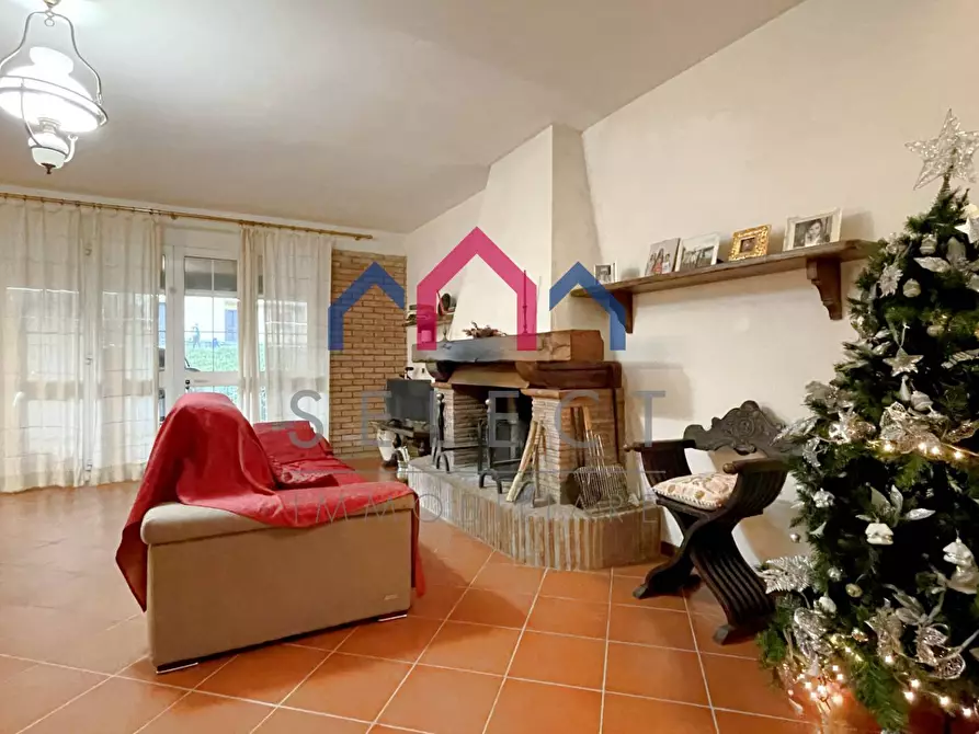 Immagine 84 di Villetta a schiera in vendita  a Borgo A Mozzano