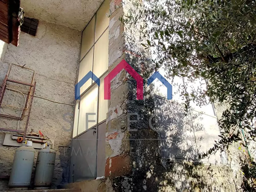 Immagine 74 di Casa semindipendente in vendita  a Bagni Di Lucca