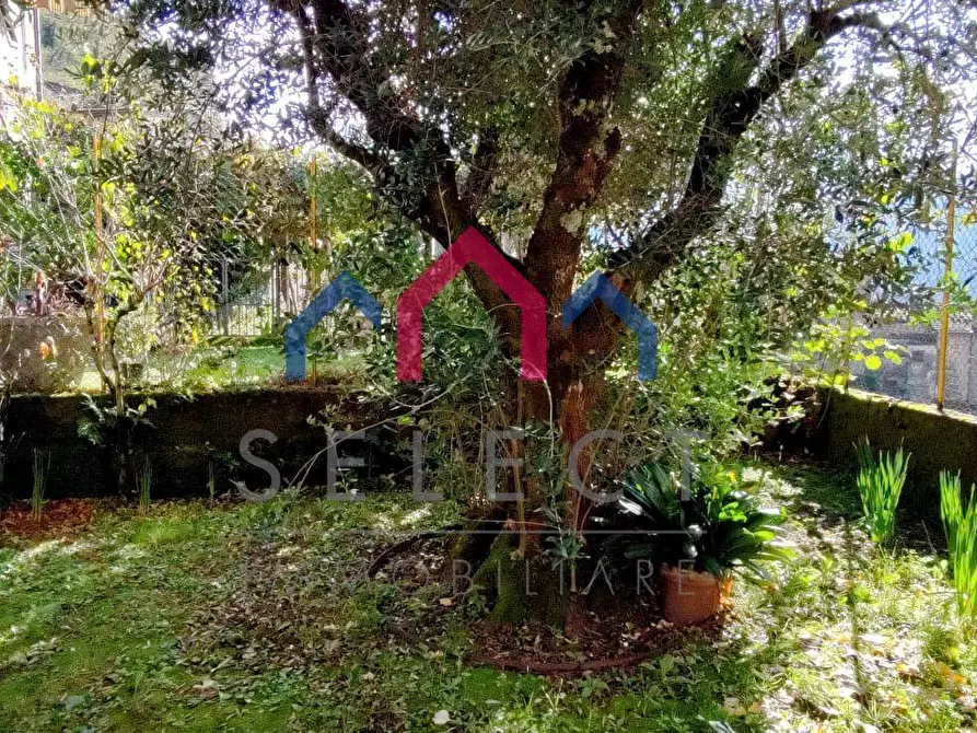 Immagine 73 di Casa semindipendente in vendita  a Bagni Di Lucca