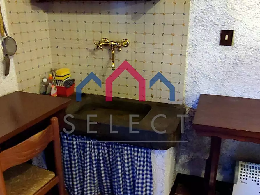 Immagine 70 di Casa semindipendente in vendita  a Bagni Di Lucca