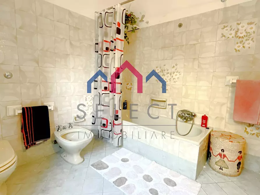 Immagine 38 di Casa semindipendente in vendita  a Bagni Di Lucca