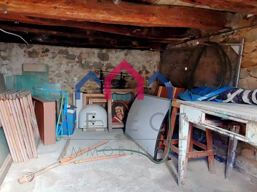 Immagine 75 di Casa semindipendente in vendita  a Bagni Di Lucca